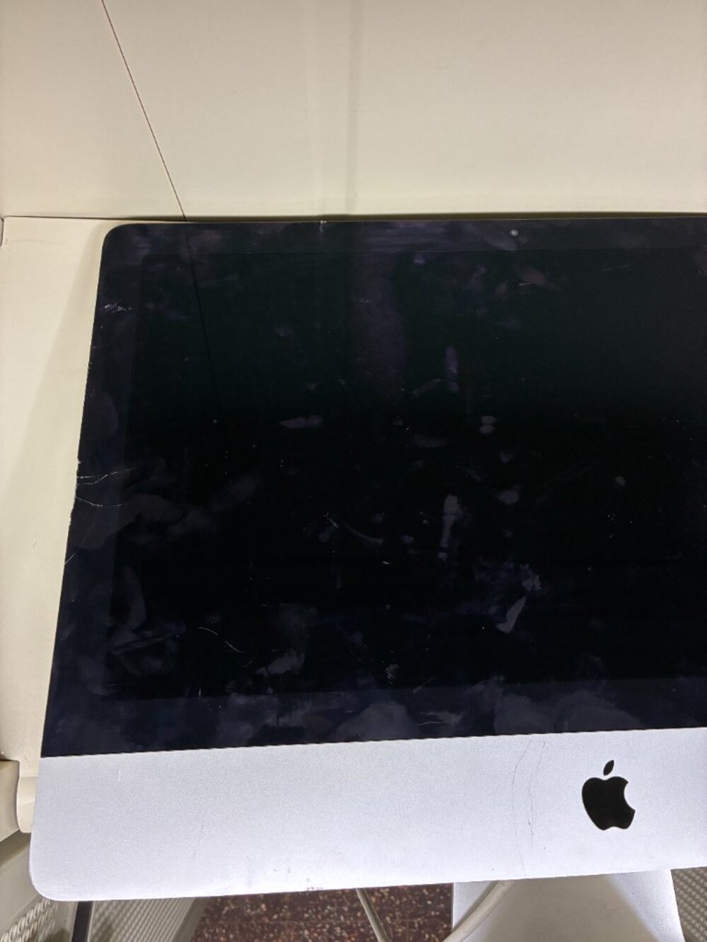 Apple iMac A1418 Computer, Intel Core I5, 2.7ghz, 8gb Memory With Keyboard - Picture 9 of 12
